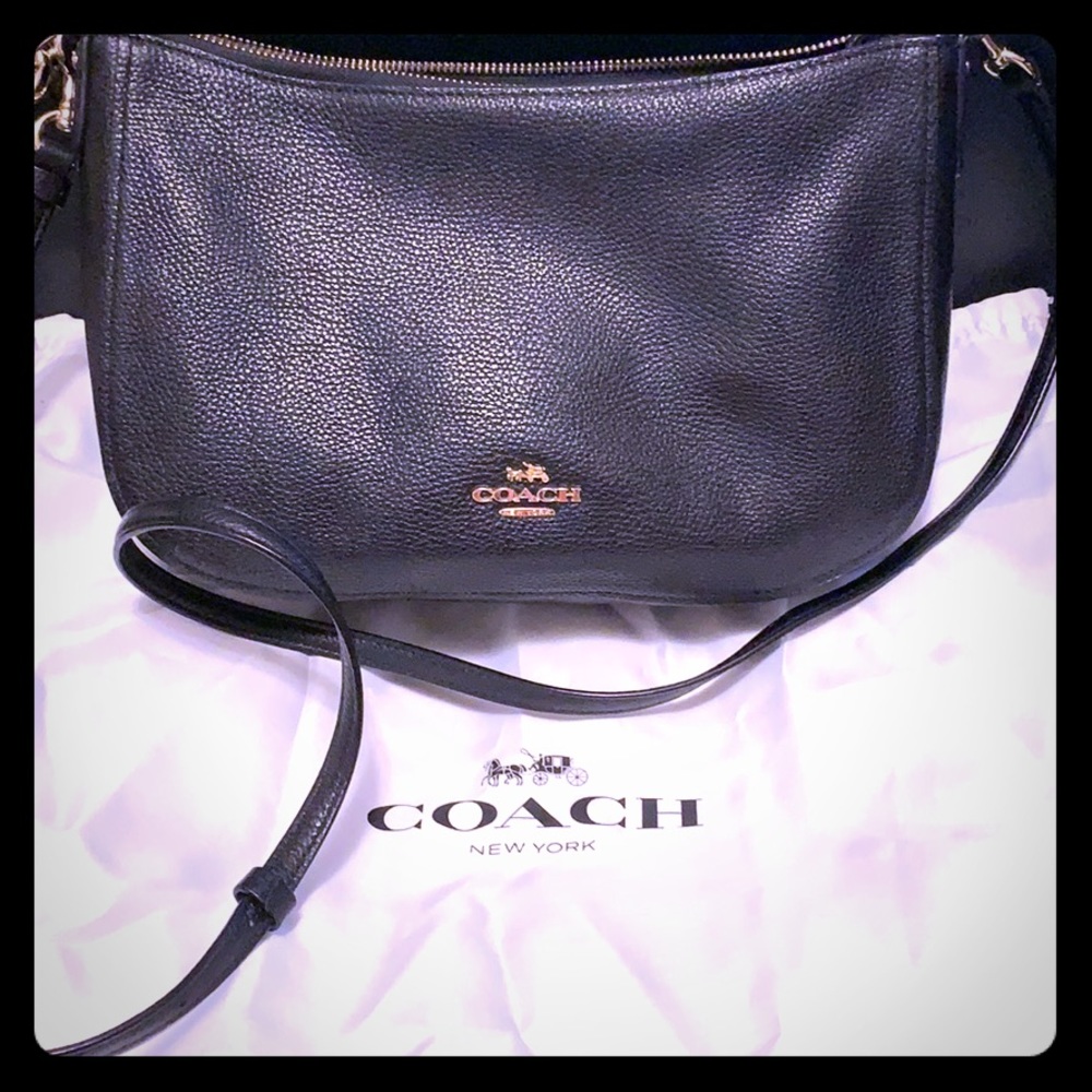 Coach shoulder and crossbody leather bag, like new
